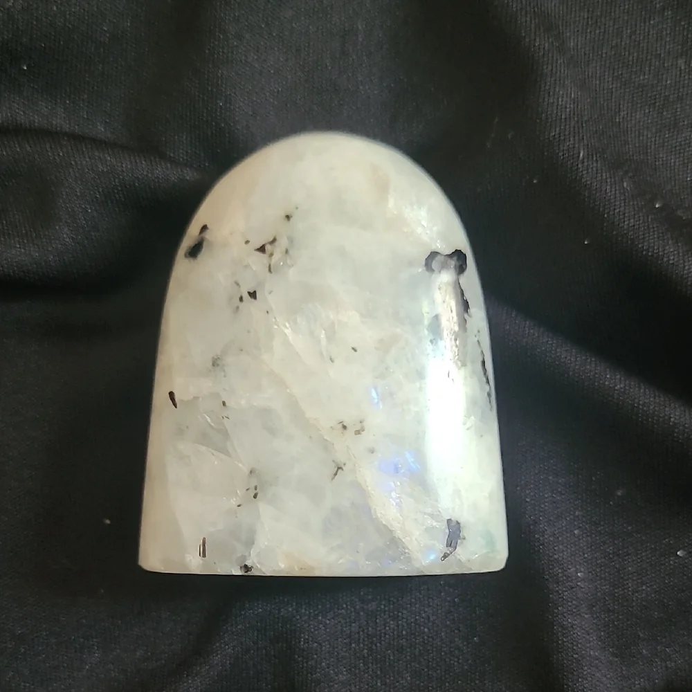 Moonstone Freeform - Picture 1 of 2